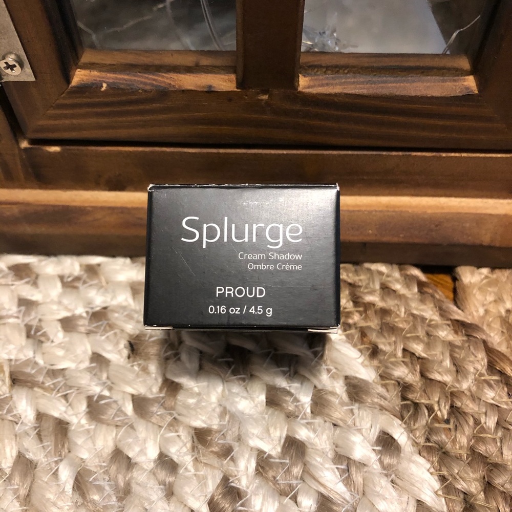 Younique Splurge, Proud